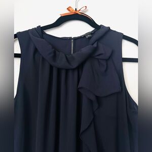 Ann Taylor ruffled collar